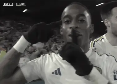 streets we’ll never forget.#summerville#baller #futbol #dark #edit #leedsunited #england#goals 