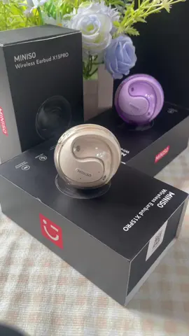 #falldealsforyou #earbudswireless #headphoneforbetterexperience #headphones #overeat headphones #earbudsviral #wirelessearbuds #headphonesrecommended #headphones #earbuds #tiktokmademebuyit