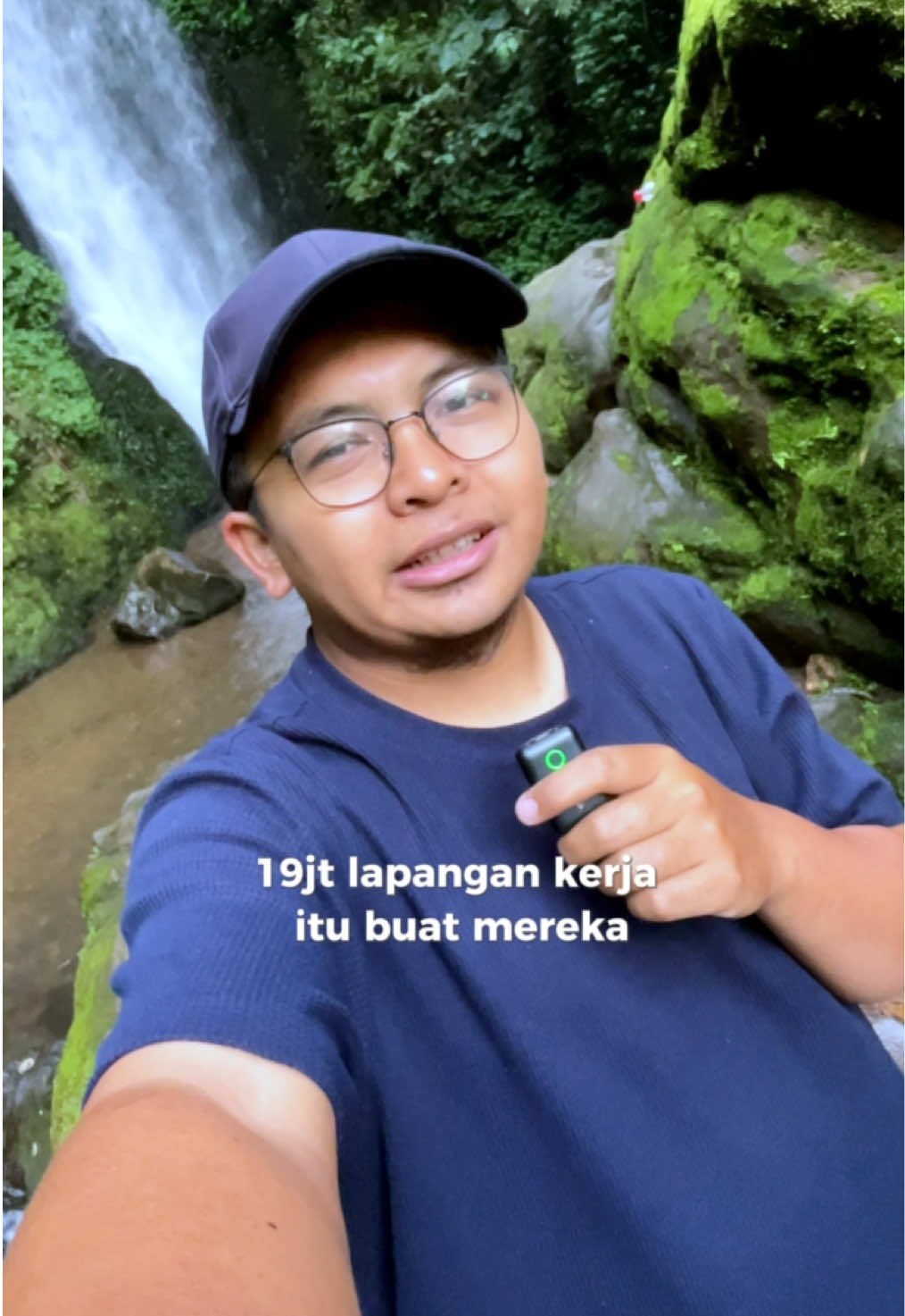 Saat Rakyat sulit mendapatkan pekerjaan 😌 #bumn #komisaris #19jtlapangankerja 