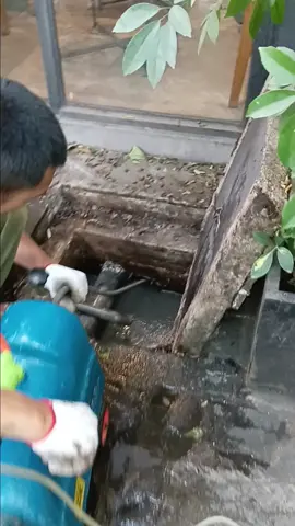 nhà bạn bị gập vấn đề tắc cống lh cho tôi .rithamcauth.net 0918064139
