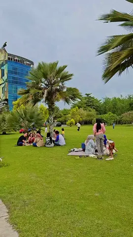 Tempat bermain keluarga #holidays #bermainditaman #sumut #wingshotel 