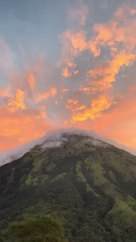13 Juli 2025 #gunungkembang #gunungkembangvialengkong #mountainview 