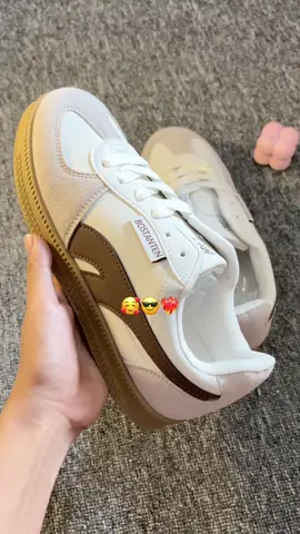 Sepatu bostanten emg kece2😎 #sneakers #sneaker #sepatu 