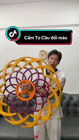Cẩm Tú Cầu đổi màu đẹp quá các bác ạ