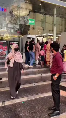 Follow Everyone 👇 @🇸 🇺 🇱 🇹 🇦 🇳  #PublicReaction #TiktokPleaseViralMyVideo💯 #Tiktok #GrowMyAccount #TiktokTeam #UnfreezeMyAccount 