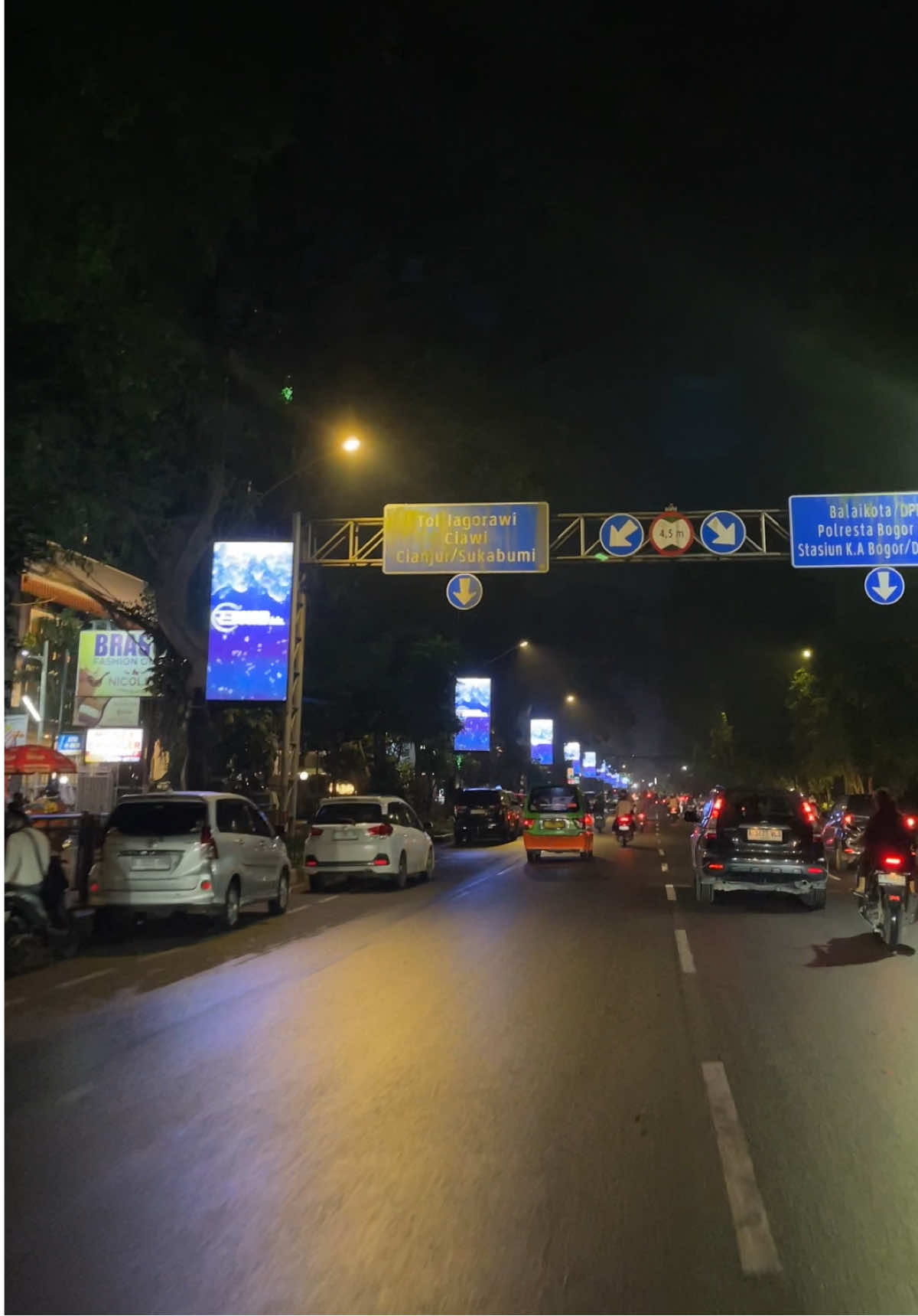 Gk pernah bosan night ride di kota bogor😞 #kotabogor #bogordaily #bogor #kotahujanbogor 