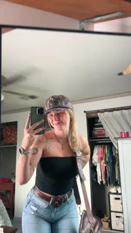 #OOTD #tattoos #punchyblonde 