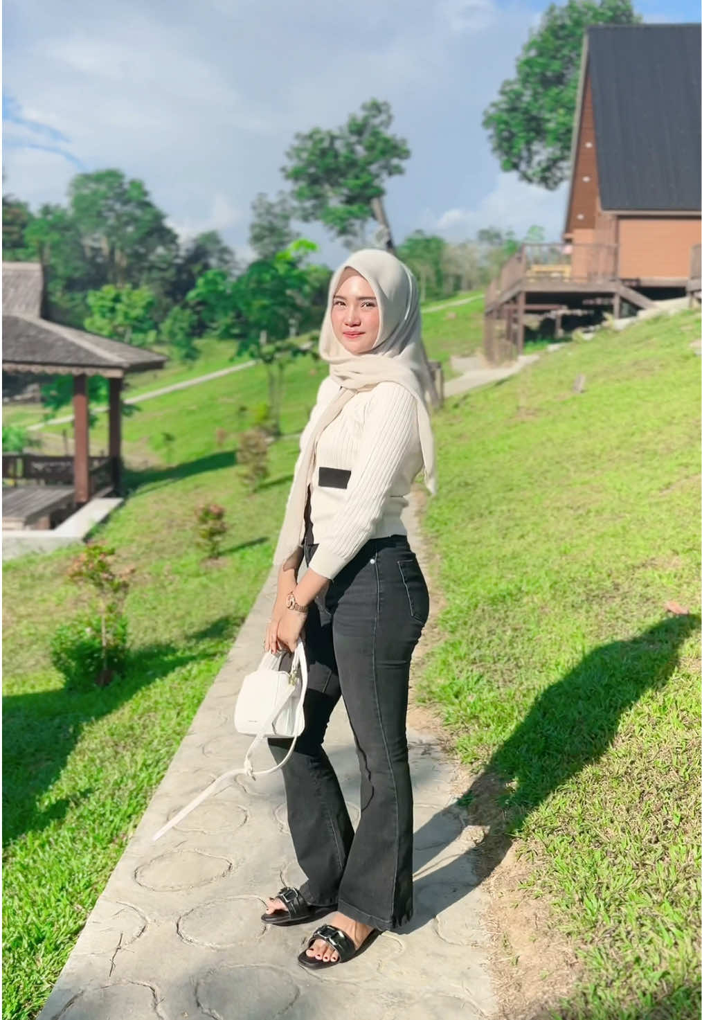 Pesona apa jar #fyp #masukberanda #fyppppppppppppppppppppppp #viral #fypage #ootdhijab #tiktokviral #cewebanjar #cewehijab #fypシ゚ #viralvideo #OOTD #ootdfashion #ootdhijabstyle 