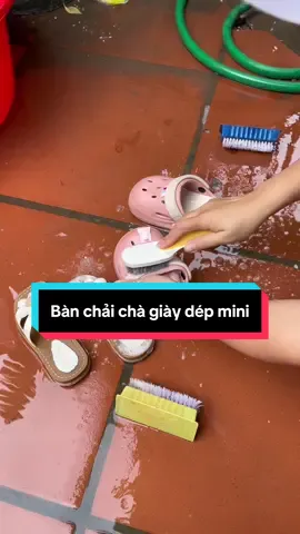 Bàn chải chà giày dép mini. #banchaigiaydep #banchaiminichagiay #banchaiminichagiay #xuhuong 