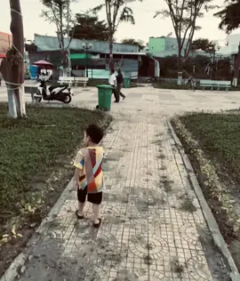 Cả đời này tôi không bao giờ quên ngày tháng tôi sống hết lòng với một số người, thứ tôi nhận lại là mấy cú vả đến tỉnh người#abcxyz#xuhuongtiktok#đời#pyp#tiền 