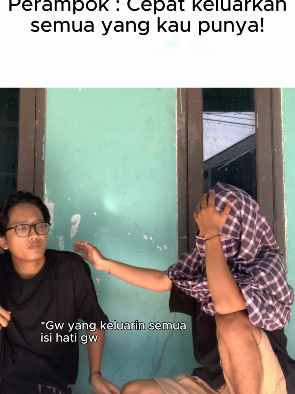 😭😭