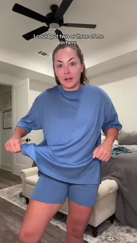 In a medium. Super soft, buttery material. My new fave two piece lounge set 10/10 👏🏻 #tiktokmademebuyit #tiktokshopcreatorpicks #dealsforyoudays #tiktokshopblackfriday #summeroutfits 