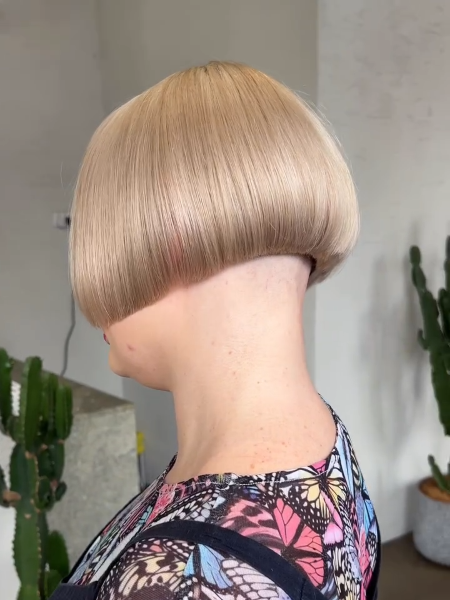 #newlook #microbobhair #microbob #summerhairstyle #summerhaircut #summercut #shorthair #minibob #minibobhair #shornnape