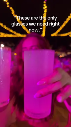 Awkward moment when she actually lost her glasses on the beach and we have no now try and retrieve them from the resort…#fy #fyp #foryou #foryoupage #viral #viralvideo #trending #explorepage #dayinmylife #dayinthelife #mexico #cancunmexico @erika.jimenezz 