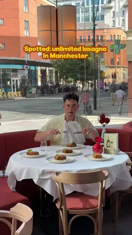 Unlimited lasagna in Manchester  This is  @giovannismcr and their unlimited lasagna offering 👀 📍 Next to The library /oasis merch shop hahahah  💰 £15  ⏰ 12-4pm Mon - Friday  It was actually a banging lasagna, but I think its a challenge to get more than 2 down you (which is still  great price)  #manchester #manc #unlimitedlasagna #lasagna