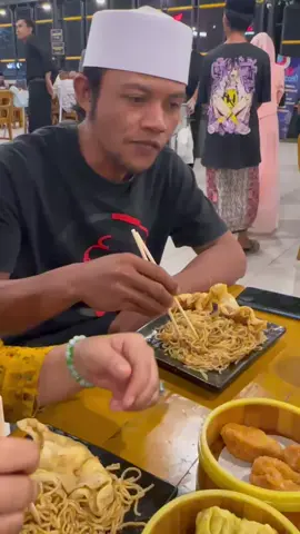 ktika Orang kampung Makan Gacoan🤣🤣🤣🤣 #fyppppppppppppppppppppppp 