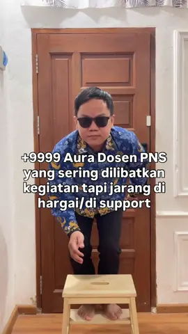 JARANG DI HARGAI  Pernah gak kalian dilibatkan banyak kegiatan ini itu tapi giliran kalian butuh support eh gak di support. Wkwkw. Gak papa, itung2 jadi amal jariyah 😂 fix aura kita nambah +9999  Bukan berarti mengharap imbalan atau apapun itu. Minimal ada lah support dan penghargaan nya. Bukannya sekecil apapun kontribusi nya harus di hargai wkwkkw terus apa kabar yang besar konstribusi nya masa gak ada penghargaan sama sekali upss. Lupa ? Atau pura2 gak tau? 😂  Ini cerita dari salah seorang teman yang kerjaan nya maksimal tapi penghargaan nya minimal wkwkw. Ingat kita tinggal di konoha. Jadi harus bisa memaklumi dan menyesuaikan diri. 😉 . . . . . #dosenindonesia #dosenmuda #dosenasn #dosenkece #kampus 