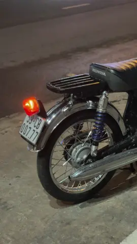 007.77 bắt đầu siết