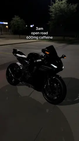 blight #yamaha #r1 #3am #biker #nights #riding #r1m #motorcycle #real #1000cc #literbike 