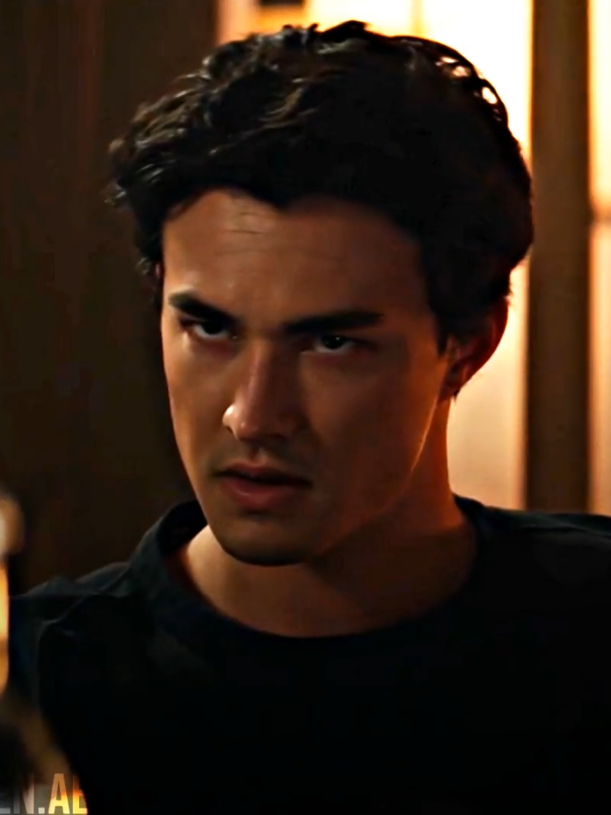 sabrina's stronger than me I would have gotten back together with him IMMEDIATELY  #nicholasscratch #sabrinaspellman #chillingadventuresofsabrina #caos #nabrina #edit #gavinleatherwood 