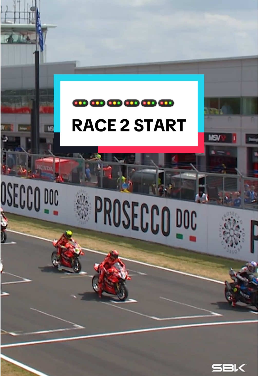 What a start — but not the one Nicolo Bulega had in mind! 💥 From P2 on the grid to P5 ⚔️ #UKWorldSBK 🇬🇧 #WorldSBK #motorcycle #Motorsport #racing #sportsontiktok