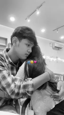 alwyss lovv uuu