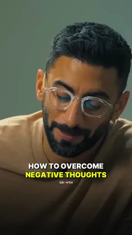 Don’t make your fears bigger than they are. Speaker: Mel Robbins #overthinking #mentalhealthtips #stoprumination