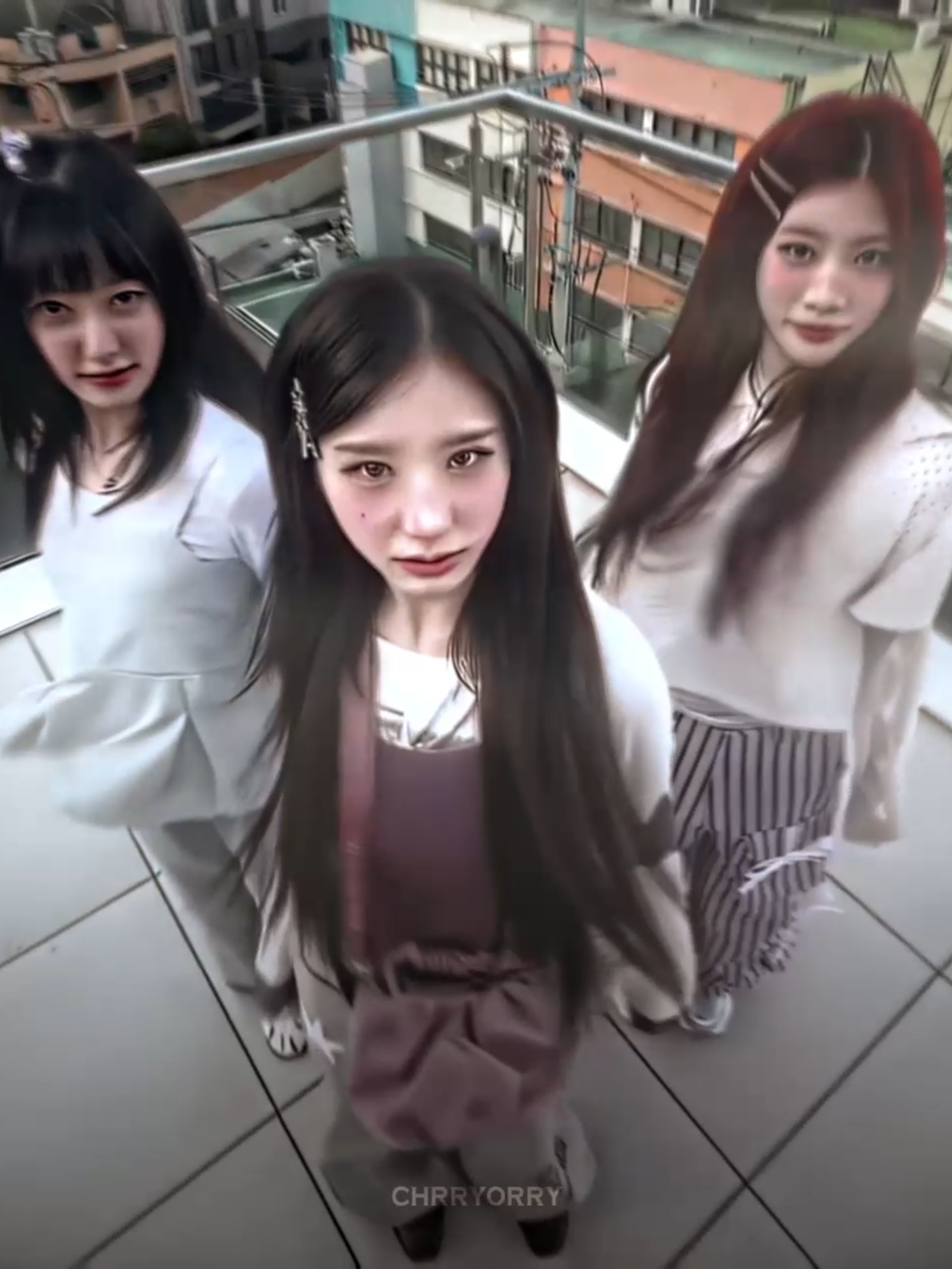 flip that never ending #heejin #kimlip #choerry #loona #edit #kpopfyp #kpopedit #vivingka #chanelleph