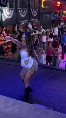 the way my mouth DROPPED when I heard @Line Dancing With Kate announce she was going to teach this😭 I'll always love this dance!! Also, a shoutout to the girl in the dj booth who grabbed my phone and recorded for me!! Ily!!💞 #adventure45 #countrylinedance #linedancing #countrydance #cowboysdancehallfl #cdh 