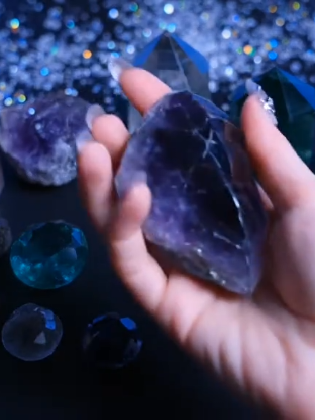 What if darkness glowed? Black 🖤#crystals #satisfying #foryou #asmr 