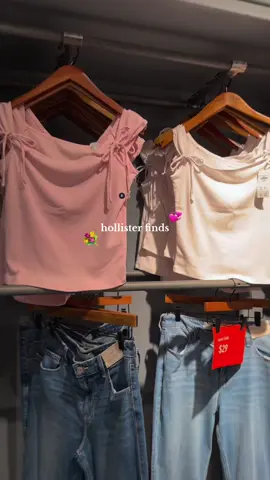 hollister is always popping off i can’t keep up 🍓💞😍 @hollister #hollister #clothes #shopping #pink #coquette #aesthetic #tops #blouses #camo #camoprint #jeans #creatorsearchinsights #bows #flowers #jeanshorts #shorts #bathingsuit 