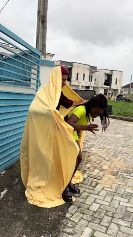 He got it on the street 🤣 @ogahblessing2 #fypシ゚ #fyp #vairalpost #laffnation 