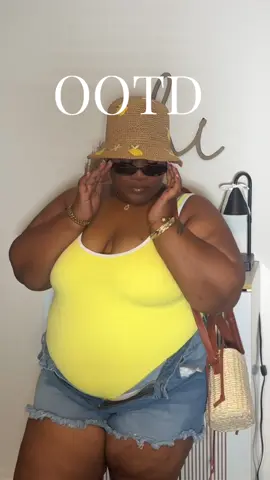 limoncello spritz all summer 🍋🍸 #ootdinspo #creatorsearchinsights #outfitideas #fyp #grwm #plussizefashion #outfitideas #ootdfashion 