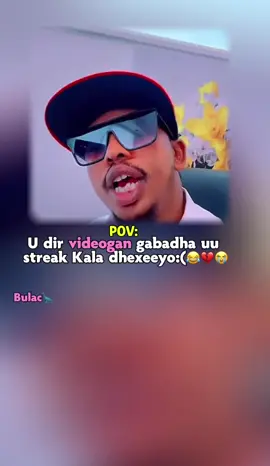 Lovvve sarrr💕😂#viral #foruyou #viewsproblem #somalitiktok #兮 #foryoupage #สโลว์สมูท #CapCut #mohazoww_ 