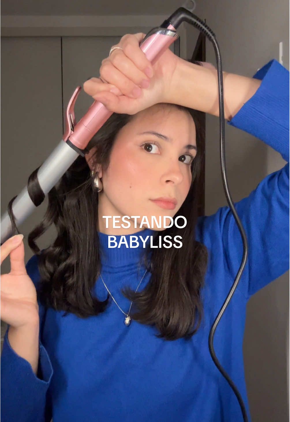 amigas, finalmente trocando de babyliss, porque o meu não podia nem recomendar pra vocês de tão velho que estava kkkkk  comprei o babyliss da juliette com a mondial que todo mundo ama e…. eu amei também!!!! ⭐️💖 ID do babyliss no mercado livre: LJEZP2-UCGX @Mercado Livre Moda  #hairtok #cabelo #shorthairstyles #penteado #easyhairstyles #heatwaves #omelhordabeleza #mercadolivremoda #girlythings 
