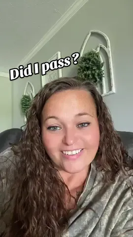 🤣 we not going to talk about how many tries this took me because I kept breathing too hard 🤦🏼‍♀️ #fakeaphoto #photochallenge #lockjawchallange #lockjaw #goofingoff 