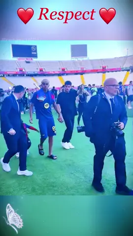 Watch till the end. #respect #fyp #viralvideo #viraltiktok #kindness #wholesome #sports #bekind 
