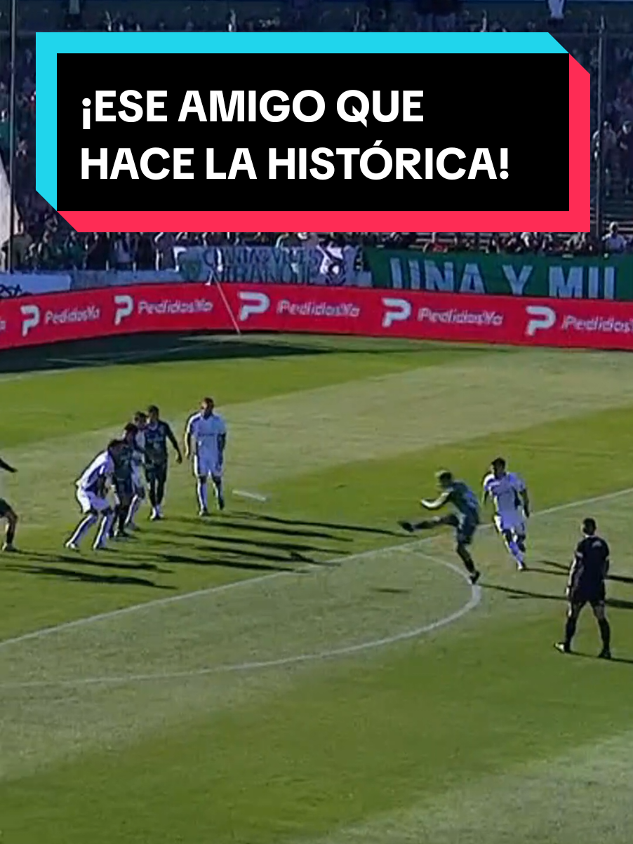 ¡CÓMO LA AGARRÓ! 🙌🔥 Etiquetá a ese amigo que siempre hace la histórica en #ClubesPro  📺 ESPN Premium | Suscribite al Pack Futbol | #TorneoClausura #TikTokDeportes 