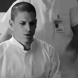 راح اوصـفك، بـال درايـه. 🔥🤯...  #مايكل_سكوفيلد #بريزون_بريك #prisonbreak #fyp #viral ##تيم_البريزون🏴‍☠️ 