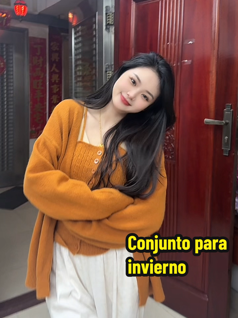 Conjunto para invierno Dulce, femenina y con estilo ✨ Conjunto de dos piezas: cardigan + top de tiras Solicita nuestro catálogo 🤗 #femenina #conjunto #invierno #ropamujer #peru🇵🇪 #ham 
