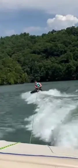 Day 2 on Dale Hollow  lake  #CapCut #tennessee #vacation 