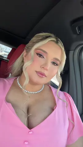 Tenía que mostrar este maquillaje, peinado y pastel tan precioso 🎀🩷✨  #grwm #aestheticmakeup #BeautyTok #maquillaje #makeup #fyp #viral #culiacan #beauty #dior #ysl #gucci 