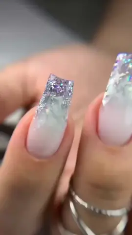 Que delicadeza gente! Gostaram? 💅🏽 Você é manicure iniciante, e tem dificuldade em fazer: 👇🏻 ➡️ Cultagem perfeita ➡️ Esmaltação sem manchas ➡️ Tá com dificuldade para conseguir clientes? ➡️ E você que já é manicure profissional e quer atualizar na área, conquistar novos clientes, aprendo algo novo, podemos te ajudar também. Você pode resolver esses problemas pagando menos de: R$ 50,00 Acesse o link azul da minha bio e terá todas as informações. ➡️ Créditos na foto. #inspiracaounhas #unhasdodia #dicasdeunhas #manicurebrasil #cuidadoscomasunhas #tendenciasunhas #unhas #pedicure #unhasdecoradas #unhaslindas #unhasperfeitas #unhasmaravilhosas #unhasdasemana #unhasbelas
