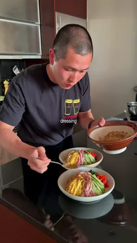 a cold japanese noodle salad aka hiyashi chuka :) recipe: Sesame Dressing 1/4 cup toasted sesame seeds 3 Tbsp chicken stock/dashi 3 tsp soy sauce 1 Tbsp sesame oil 1 tsp dijon mustard 1 tsp sugar 1 tsp rice vinegar Grind the sesame seeds in a suribachi/mortar and pestle/food processor. You can also use tahini if you don’t own these tools.  Add the rest of the ingredients, mix well and adjust the seasoning to taste. It should be bright, a touch spicy, and a little salty. You’ll want this to be on the aggressive side because you’ll be seasoning a lot of neutral ingredients like noodles and cucumbers. #japanesehomecooking #hiyashichuka #cookingtips #summerdinner #dinnerideas #recipeideas 