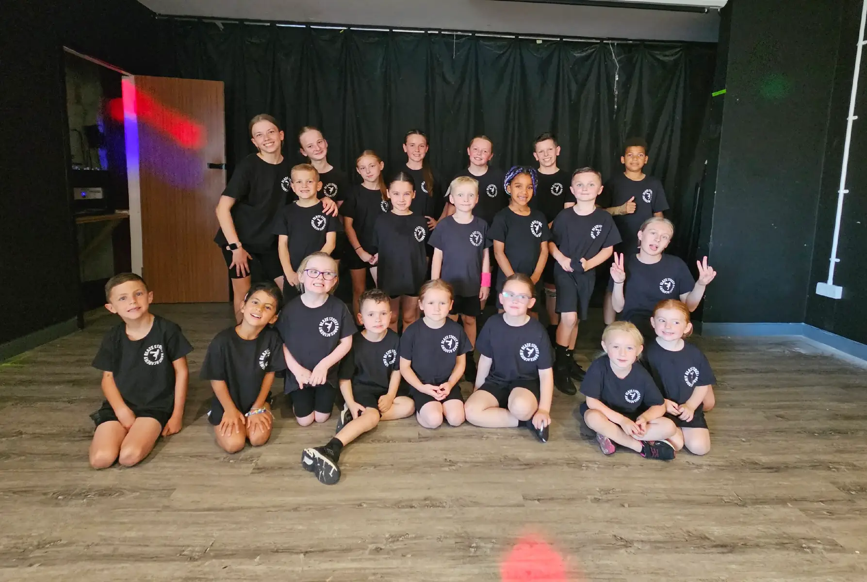 Such an amazing performance from our comp dancers at The Lock on Friday! You all smashed it! We are so proud of you, you all represented 💪 Huge thanks to the team at @thelock for having us, we loved being part of your event. What a great turnout and such good vibes all around! 🖤🤍🫶