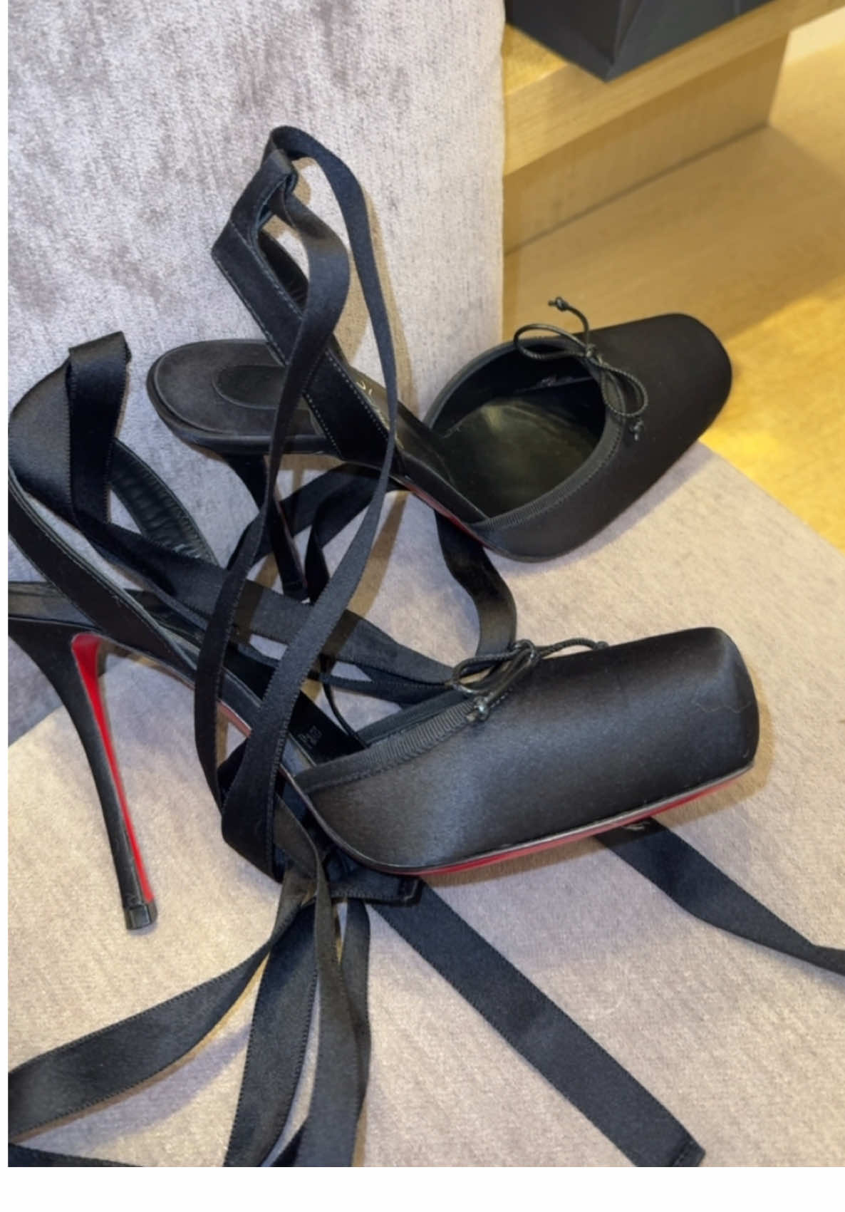 #fyp #girltok #blackgirlluxury #christianlouboutin 