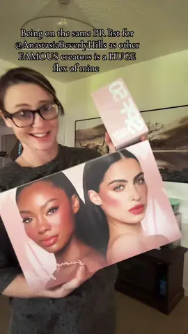 PINCH ME 🤪IS THIS REAL?!?? 😩😩😩Who wants to see the PR box unboxing from @Anastasia Beverly Hills 👀👀👀👀🤷🏻‍♀️ #anastasiabeverlyhills #abhsummer #abh #tiktokshopdealsforyoudays #tiktokshopcreatorpicks #dealsforyoudays 