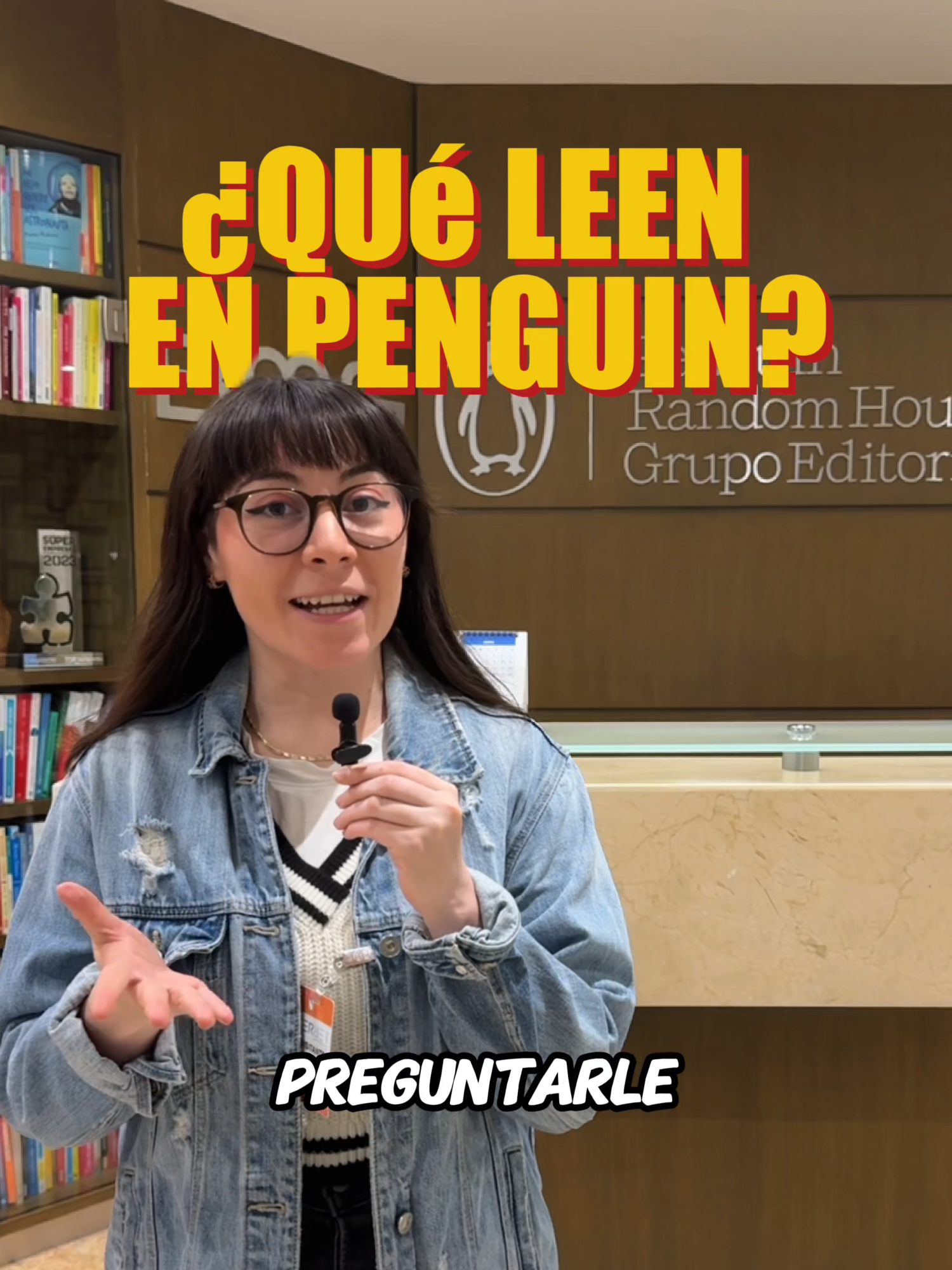 ¿Qué leen en Penguin Random House México? 📚✨ Esta vez nos recomendaron 'La furia' una historia llena de giros y sorpresas que desemboca en un final inolvidable. #PenguinRandomHouse #PenguinRandomHouseMéxico #Recomendacionesdelibros #librosrecomendados #LaFuria #alexmichaelides #BookTok #booktokenespañol #Libros #lapacientesilenciosa