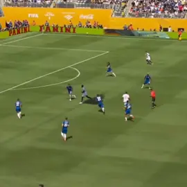 Best Keeper on Earth??? #robertsanchez #sanchez #chelsea #clubworldcup #cwc #fyp #foryoupage #viral #blowup 