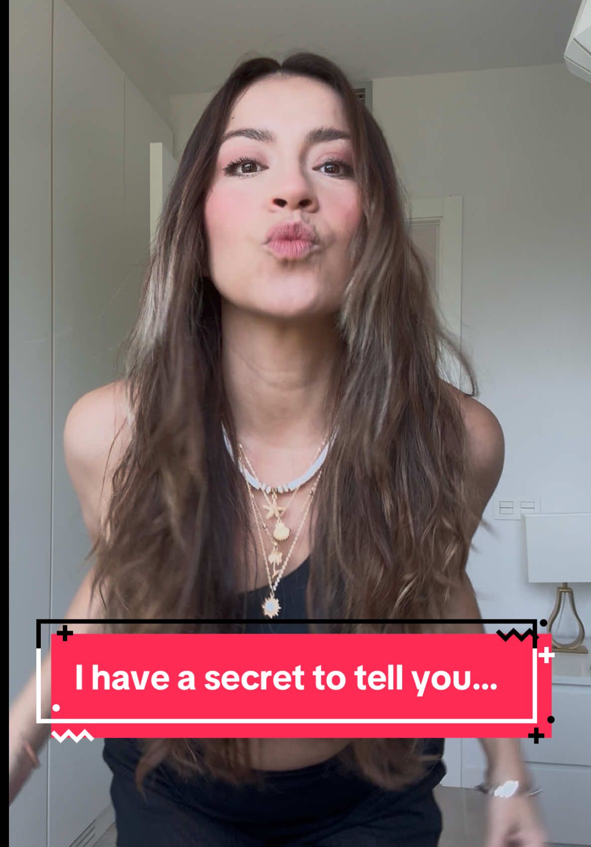 My whole career has been on-camera hosting on TV, but I’m scared to talk to TikTok. Help meeee. Scared AF 🫠🫠 #millennialsontiktok #momlife #MomsofTikTok #mediagirl #tvhost #challengeyourself #bilingualhost #latinatvhost #oncamerahost #journalist 